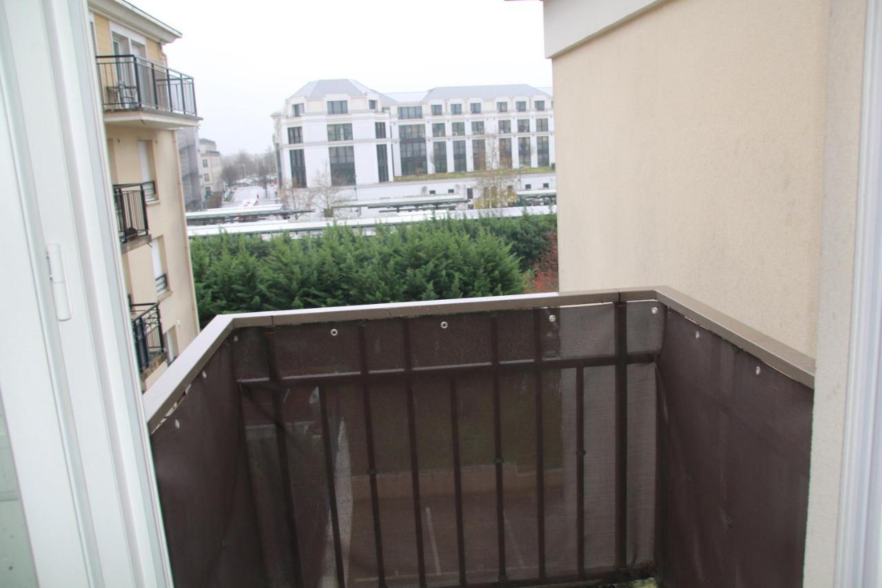 Disney Apart,3 Mn From Disney, 4Bedrooms, Double Free, Secured Parking,105 M2 Шеси Екстериор снимка