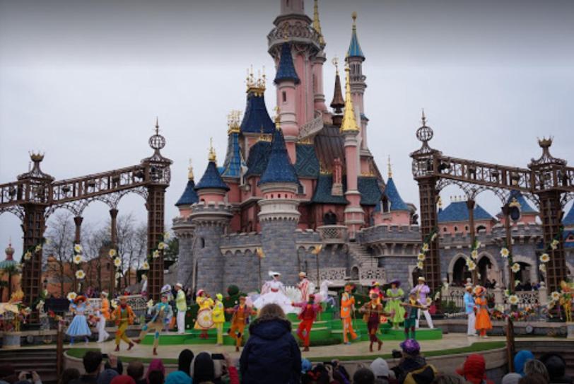 Disney Apart,3 Mn From Disney, 4Bedrooms, Double Free, Secured Parking,105 M2 Шеси Екстериор снимка
